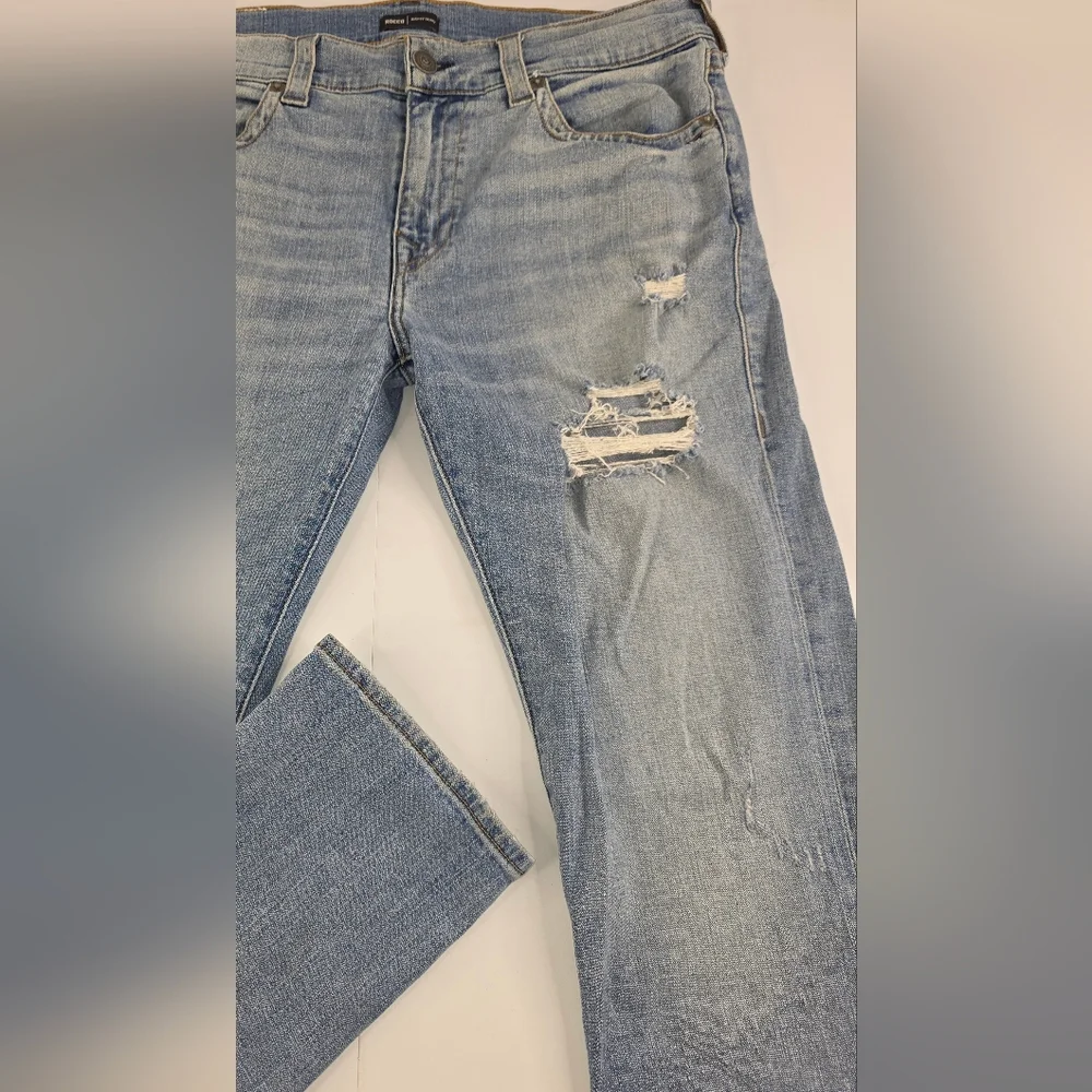 True Religion Men's Distressed Rocco Jeans Relaxed Skinny Size 36 Blue L-3331
